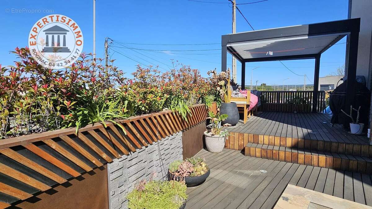 Appartement à ROGNAC