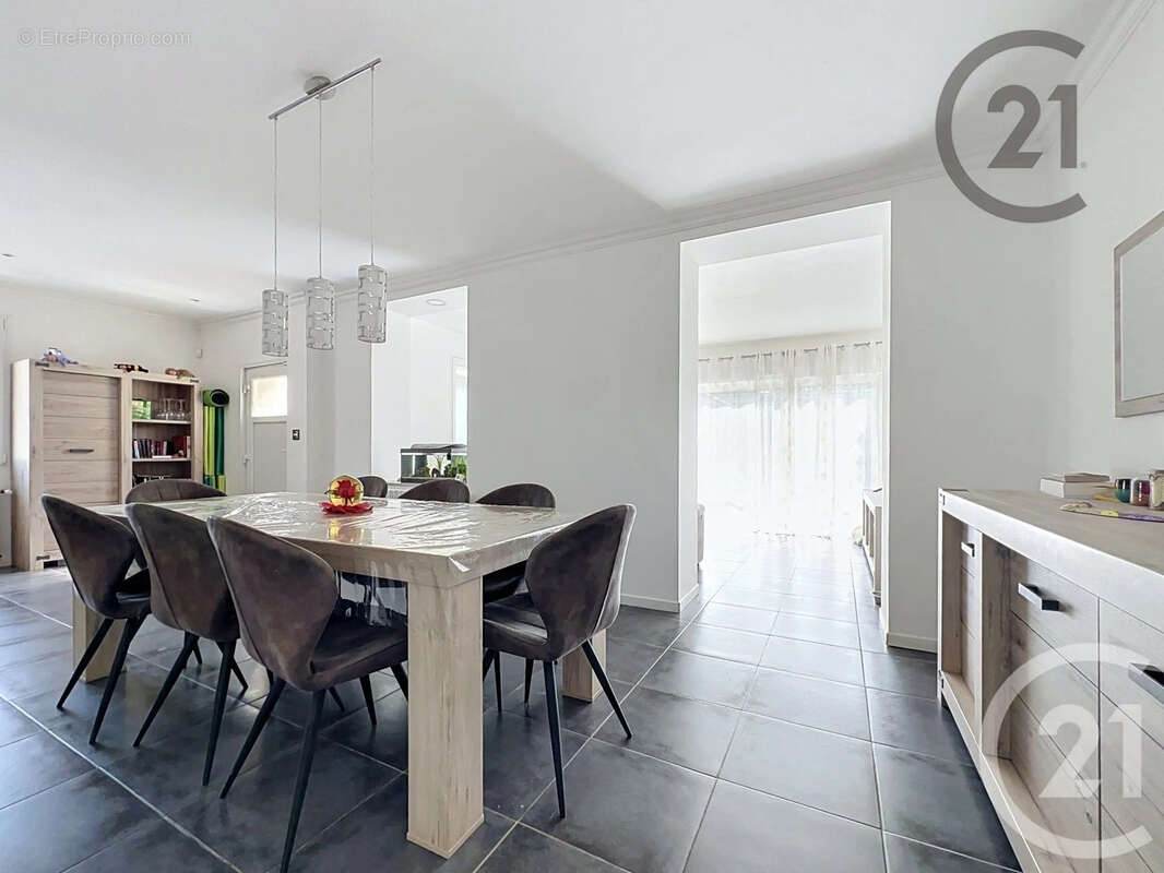 Maison 140 m² à Reims  - photo 3