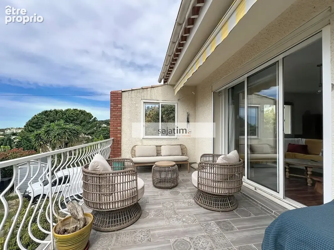 Maison 4 pièces 138 m² à vendre à La Seyne-Sur-Mer (83500) - photo 2