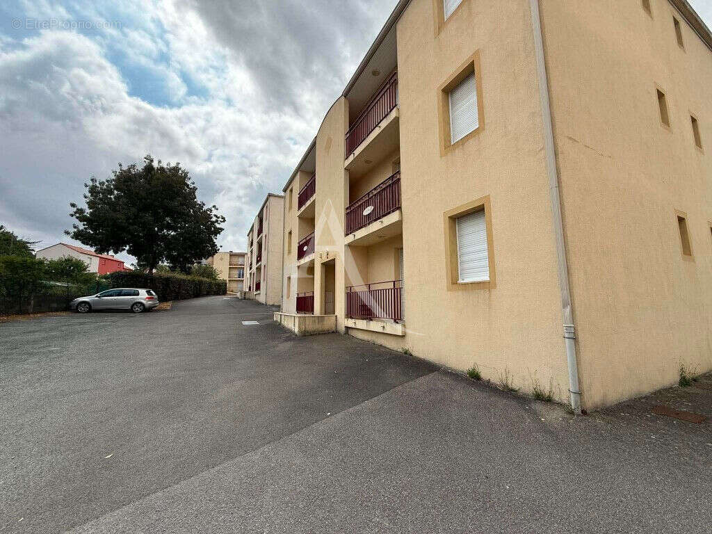 La roche sur yon appartement 2 pieces  27.04 m² exclusivite amanda - photo 3