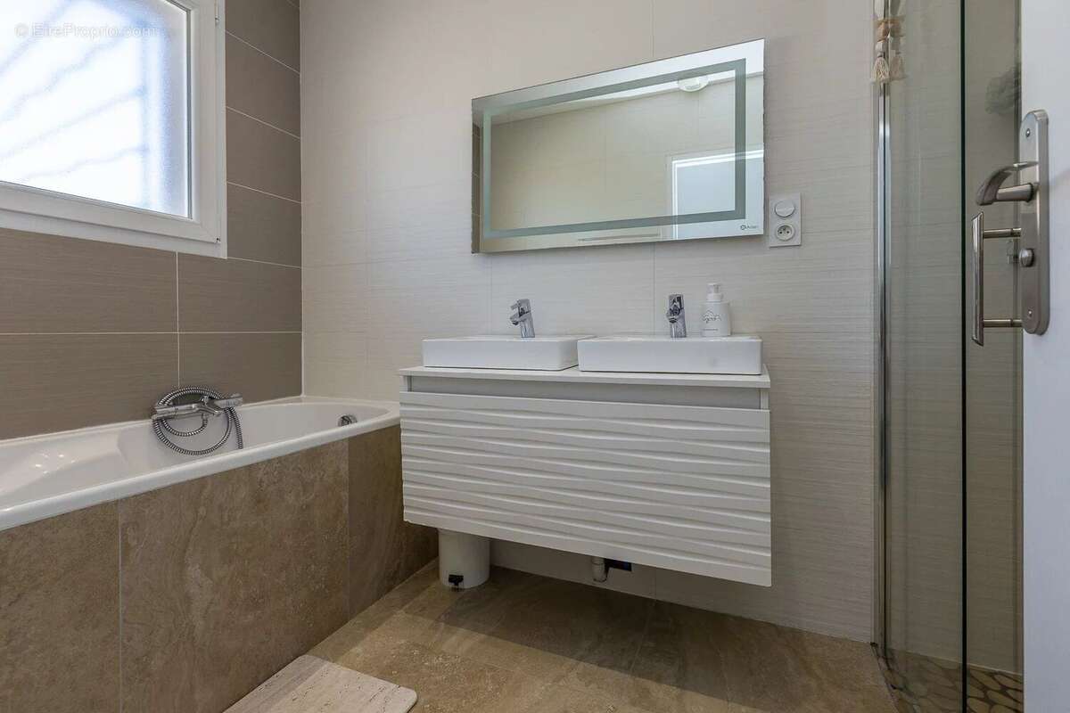 Vente Maison Arandon-passins(38510) 320 000ï¿œ - photo 6