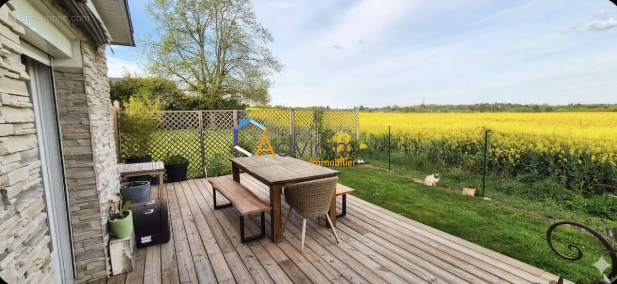 2ème terrasse vue campagne - Maison à FONDETTES