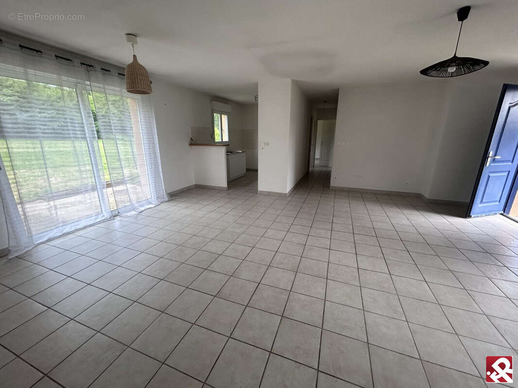 Maison à LA SOUTERRAINE