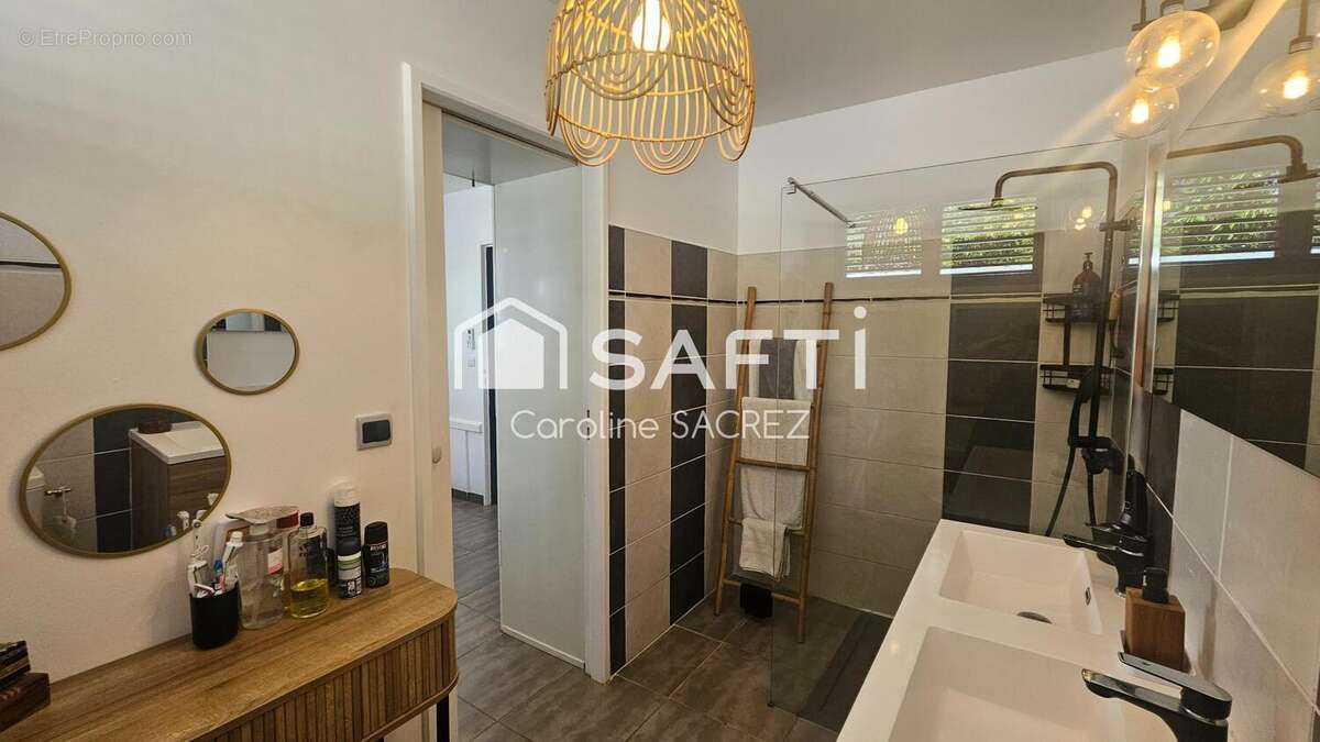 Photo 8 - Maison à LE ROBERT