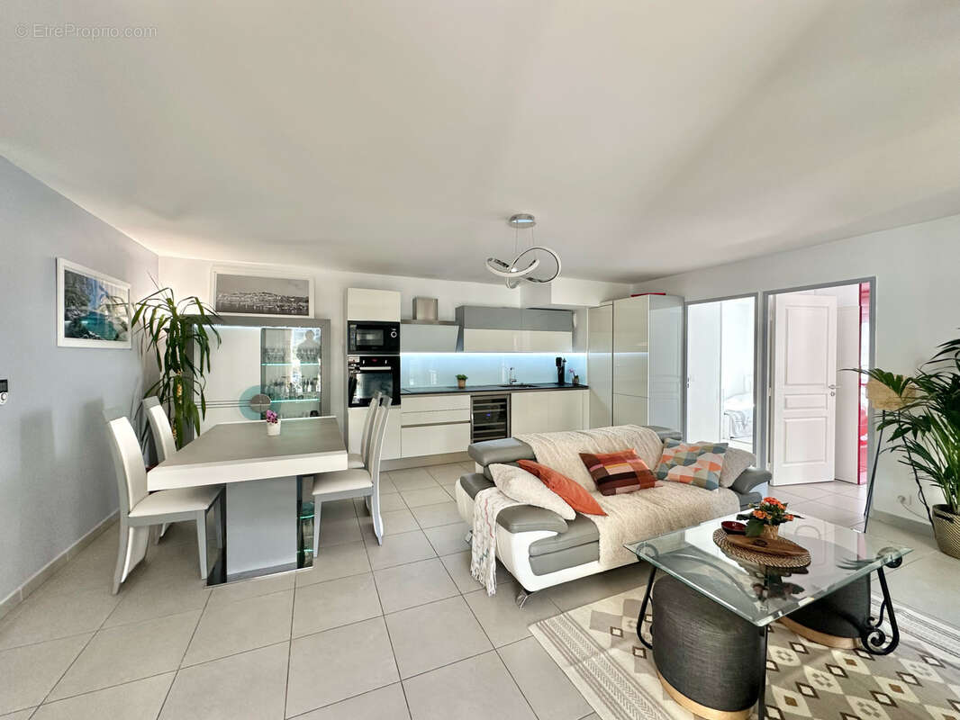 Appartement à MARSEILLE-9E