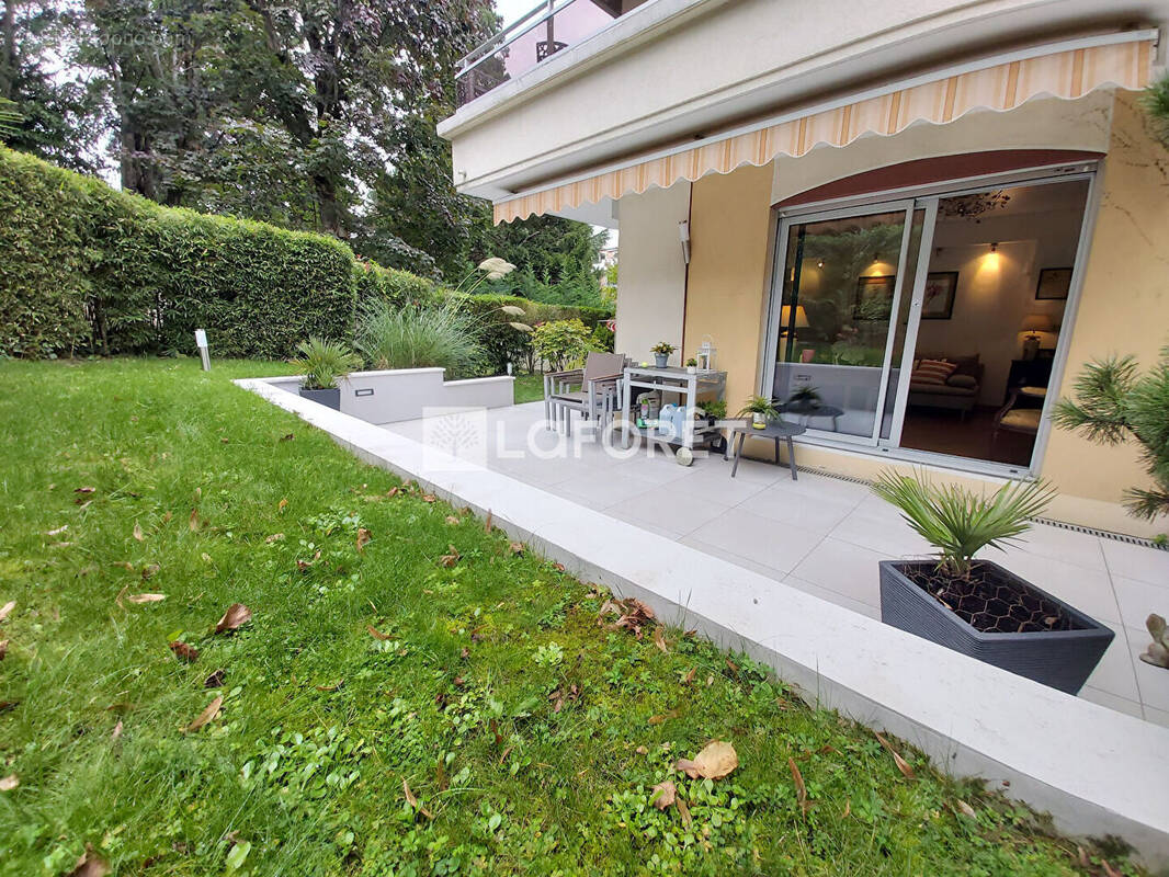 Appartement à LE RAINCY