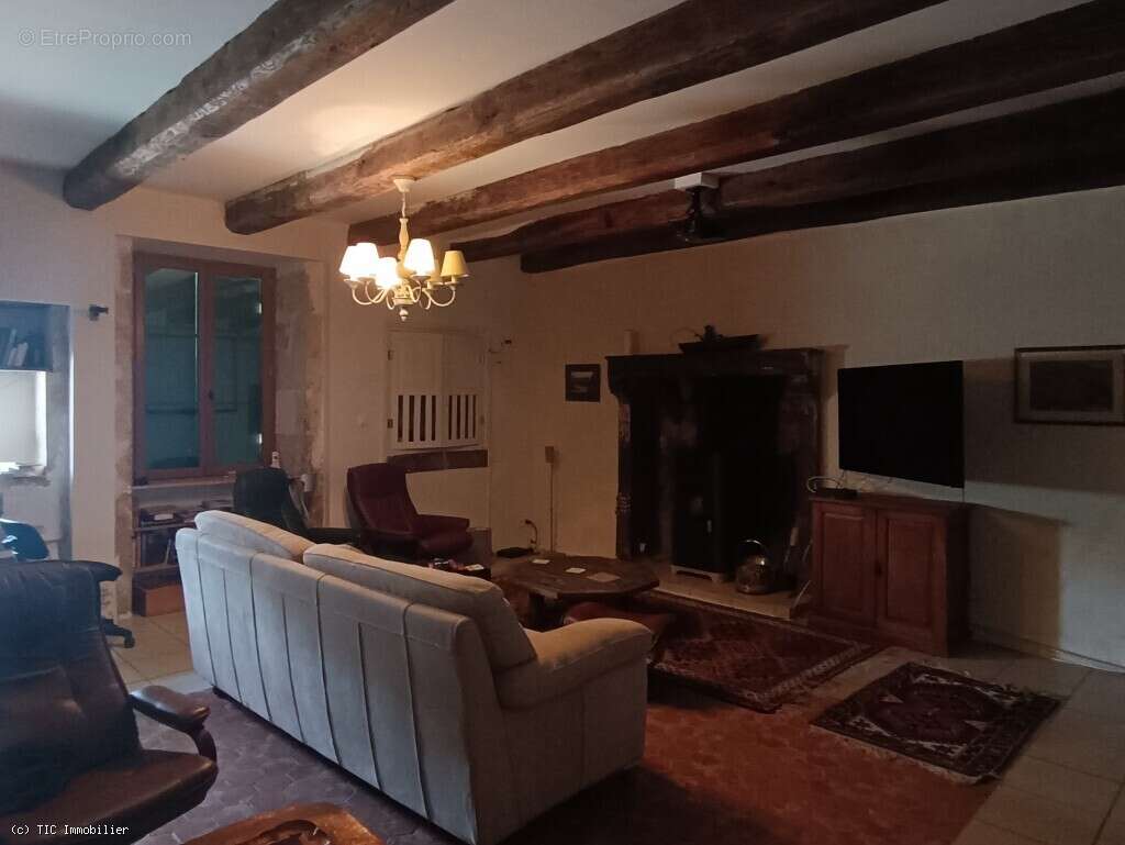 Superbe Longère avec Piscine, Belles Vues, Annexe et Dépendances - photo 14