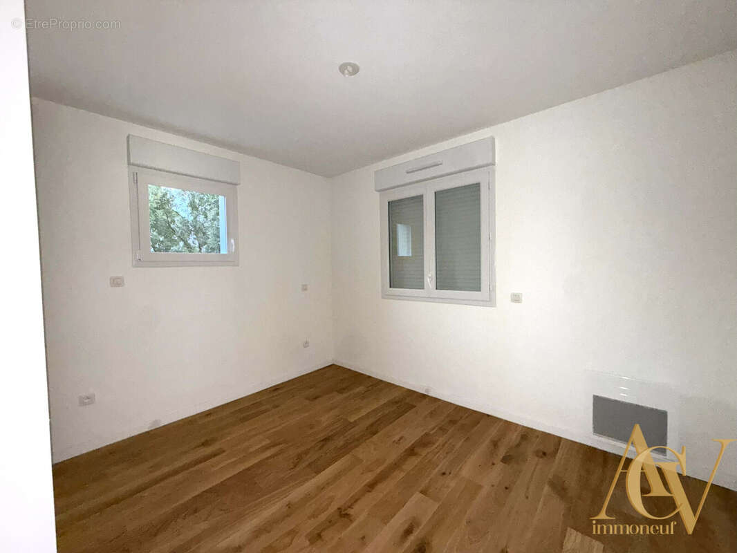 Joli 3 pièces en RDJ surélevé - Cogolin 4 - Appartement à COGOLIN