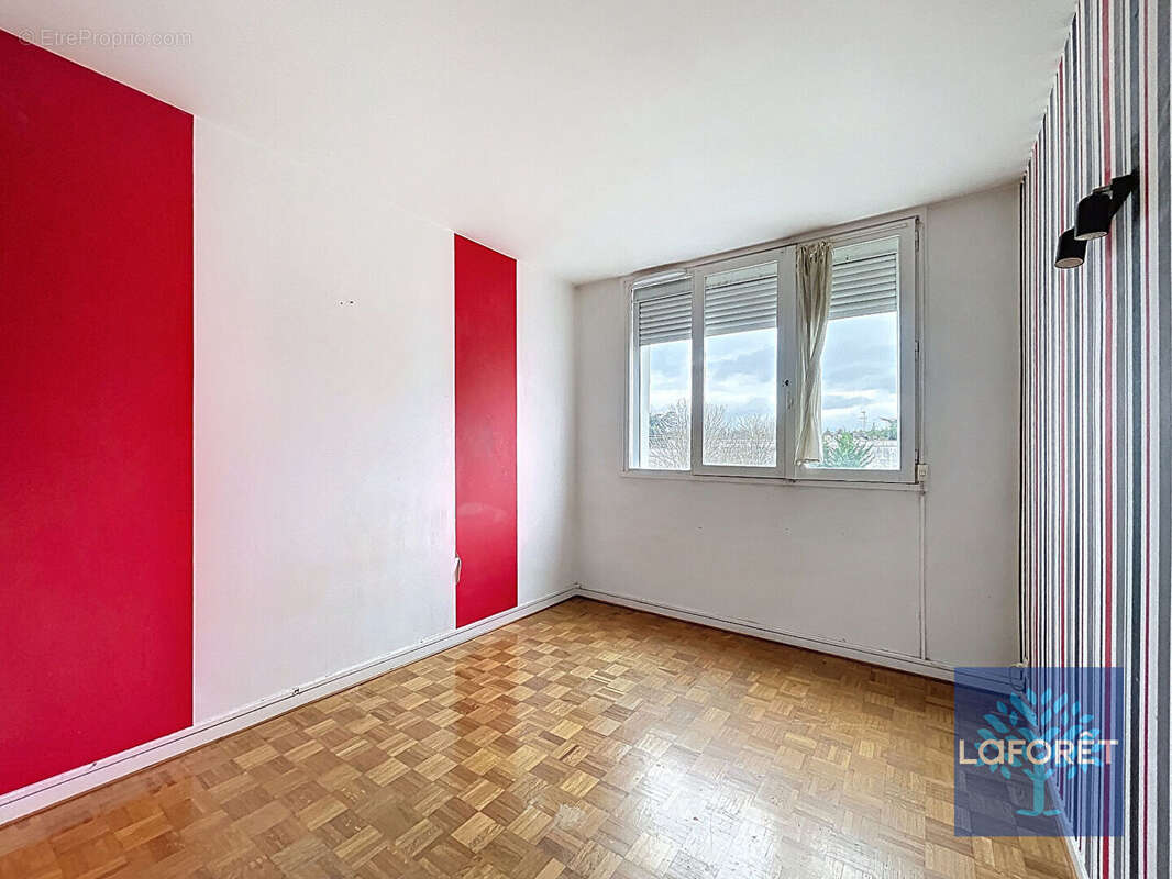 Appartement à CHILLY-MAZARIN