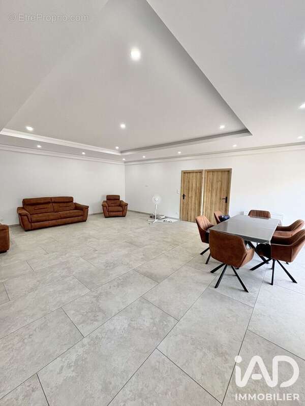 Maison 115 m² à Bruay-Sur-L'escaut  - photo 3