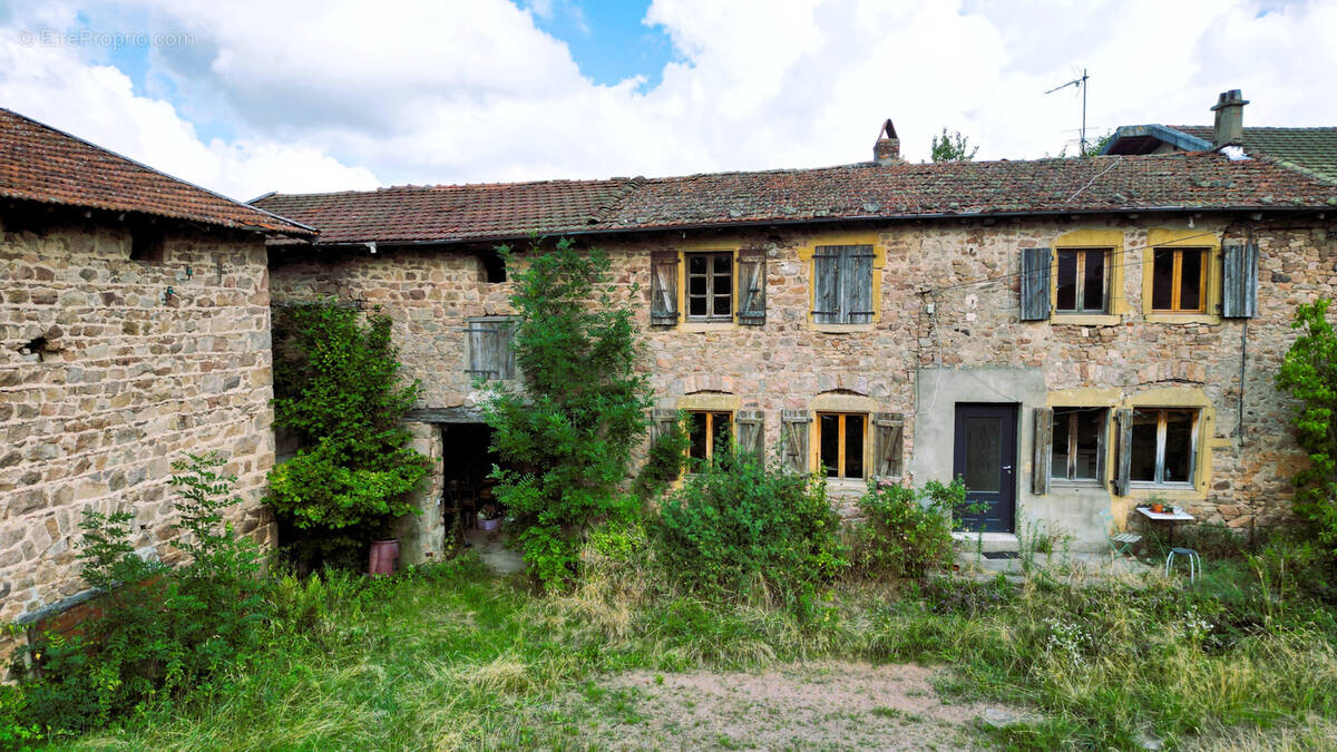 Maison à BELMONT-DE-LA-LOIRE