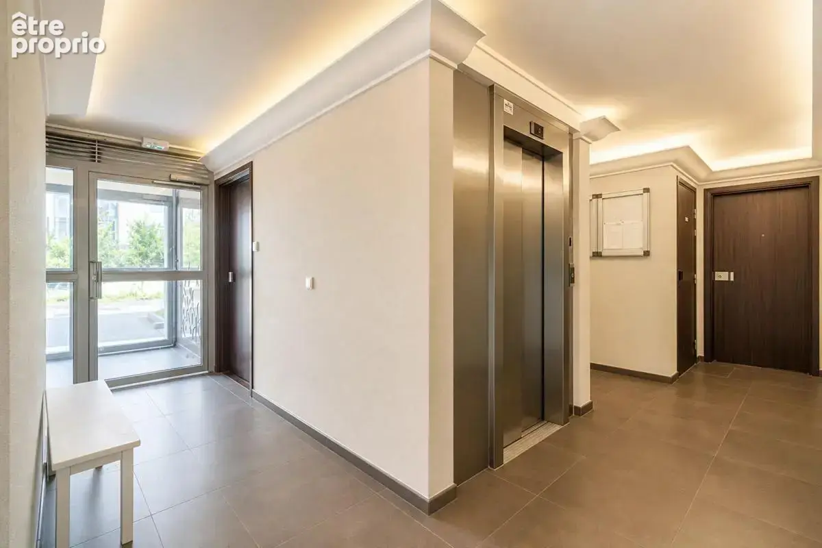 Appartement La Garenne Colombes 5 pièce(s) 96.91 m2 - photo 13