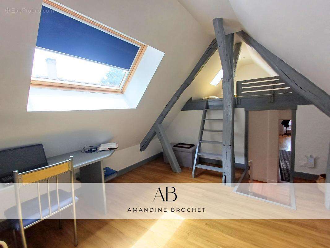 Maison à BREUILPONT