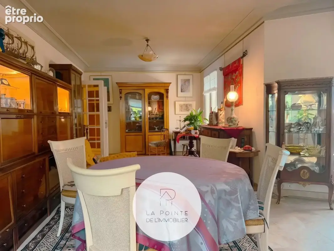 Maison néo-bretonne de 207 m², terrain de 3 305 m² - photo 4