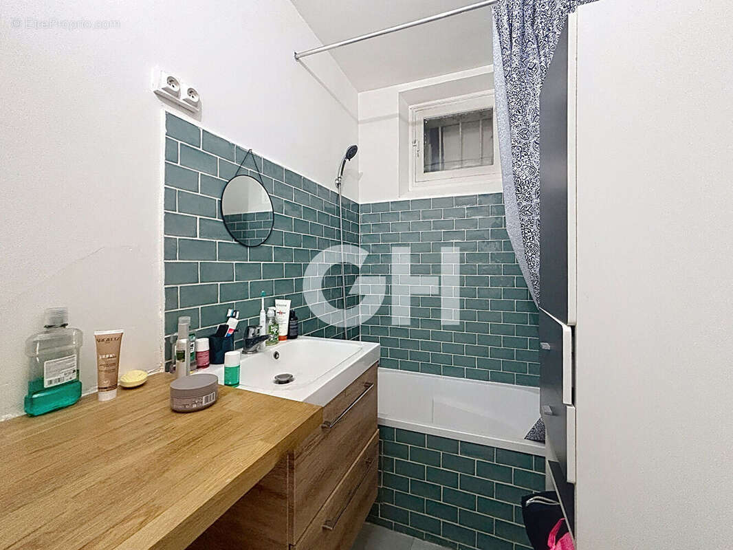 Appartement à PARIS-20E