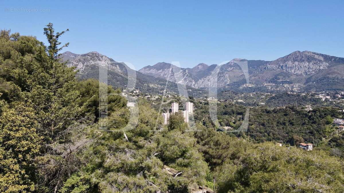 Maison à ROQUEBRUNE-CAP-MARTIN