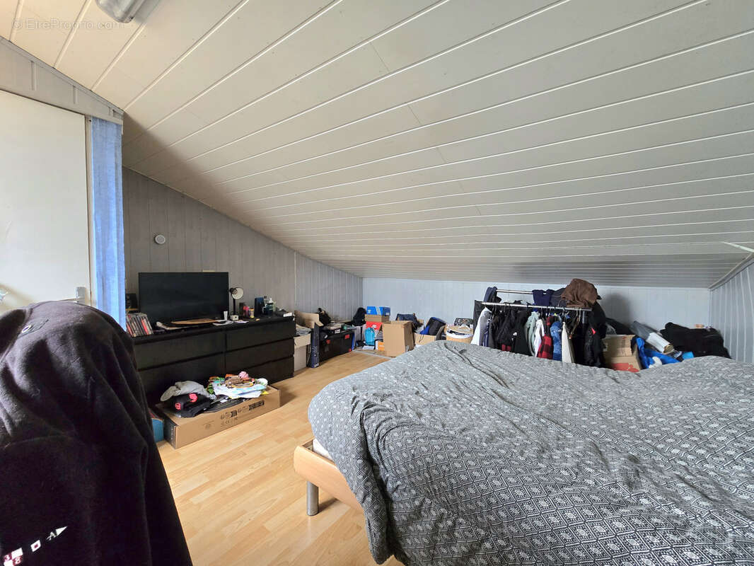 Maison à SAINT-CHRISTOPHE-LA-COUPERIE