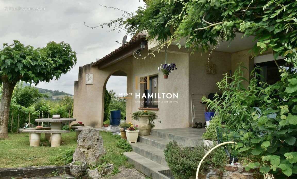 Maison à TANUS