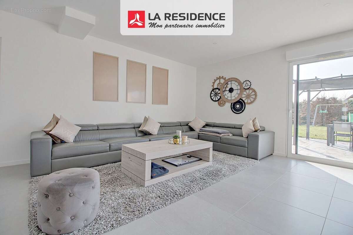 Maison à BONNIERES-SUR-SEINE