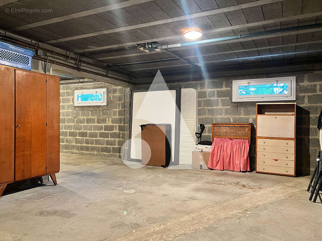 Maison à FONTCOUVERTE