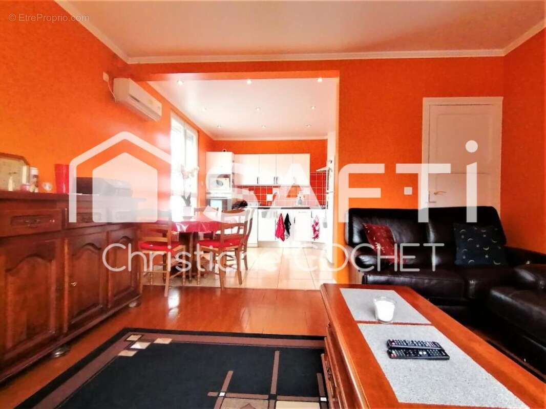 Photo 3 - Maison à LA ROCHETTE