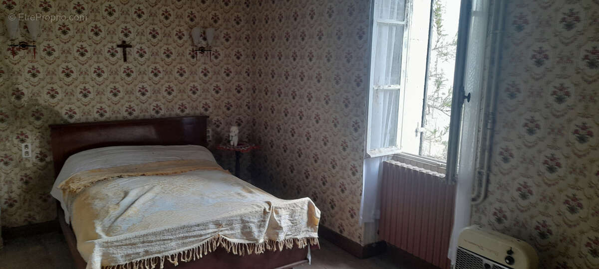 Maison à BOUTEILLES-SAINT-SEBASTIEN