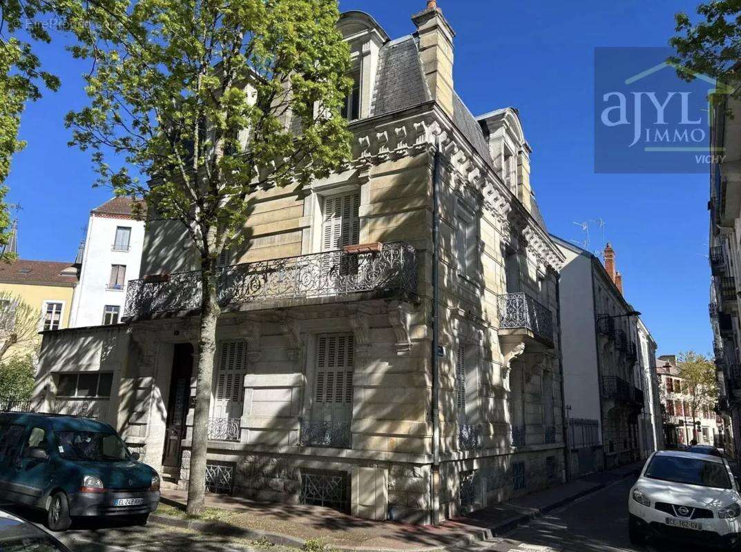 Appartement à VICHY