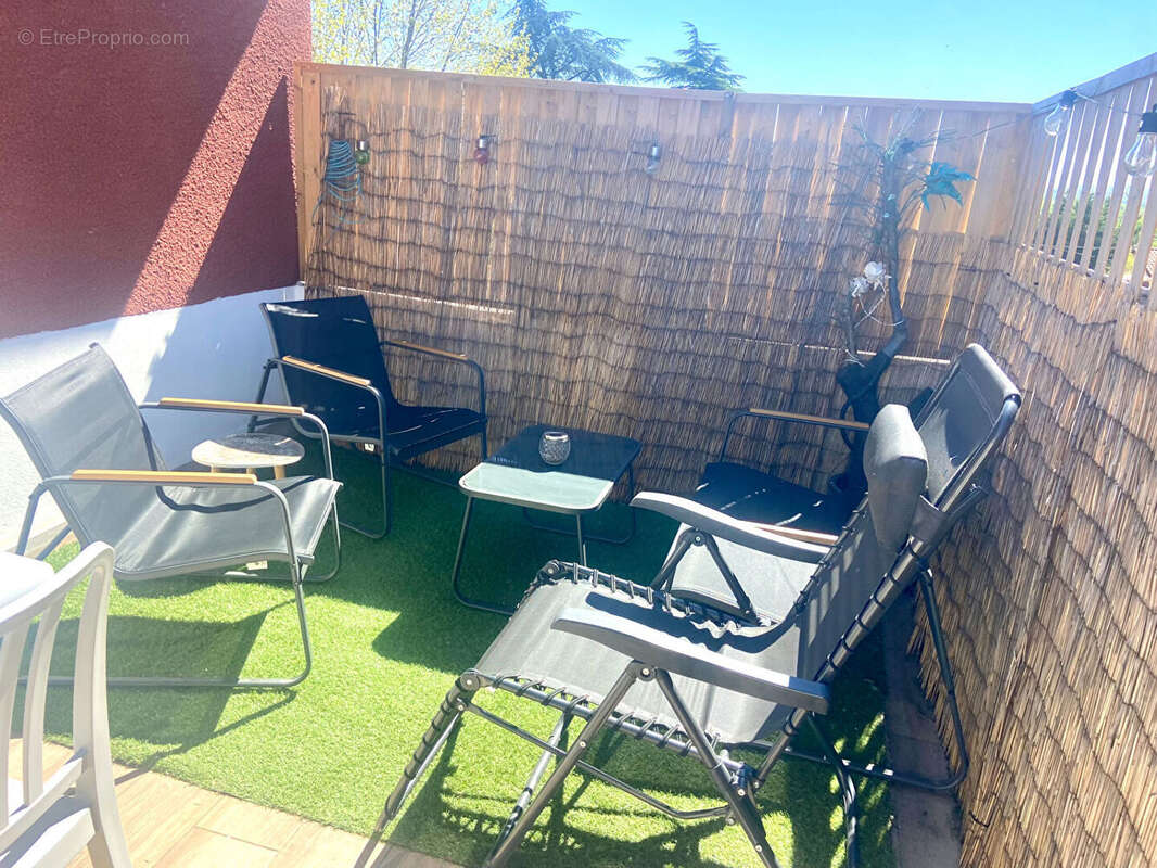 Appartement à RILLIEUX-LA-PAPE