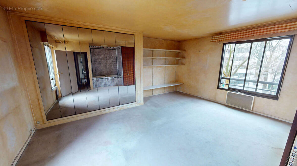 Appartement à PARIS-20E