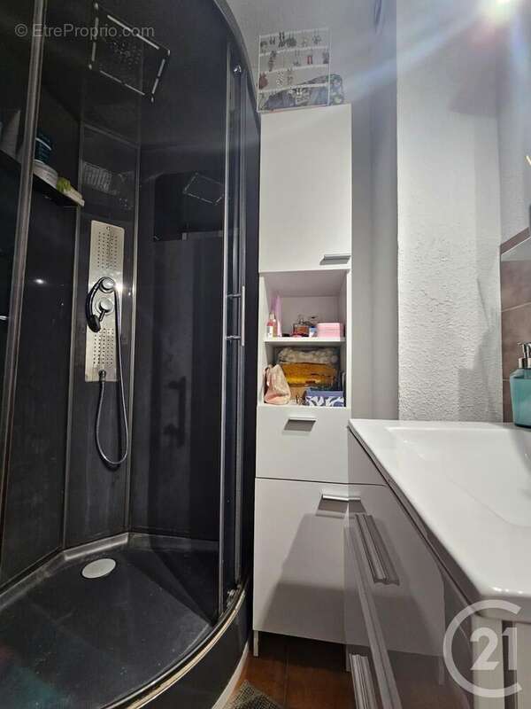 Appartement à SIX-FOURS-LES-PLAGES