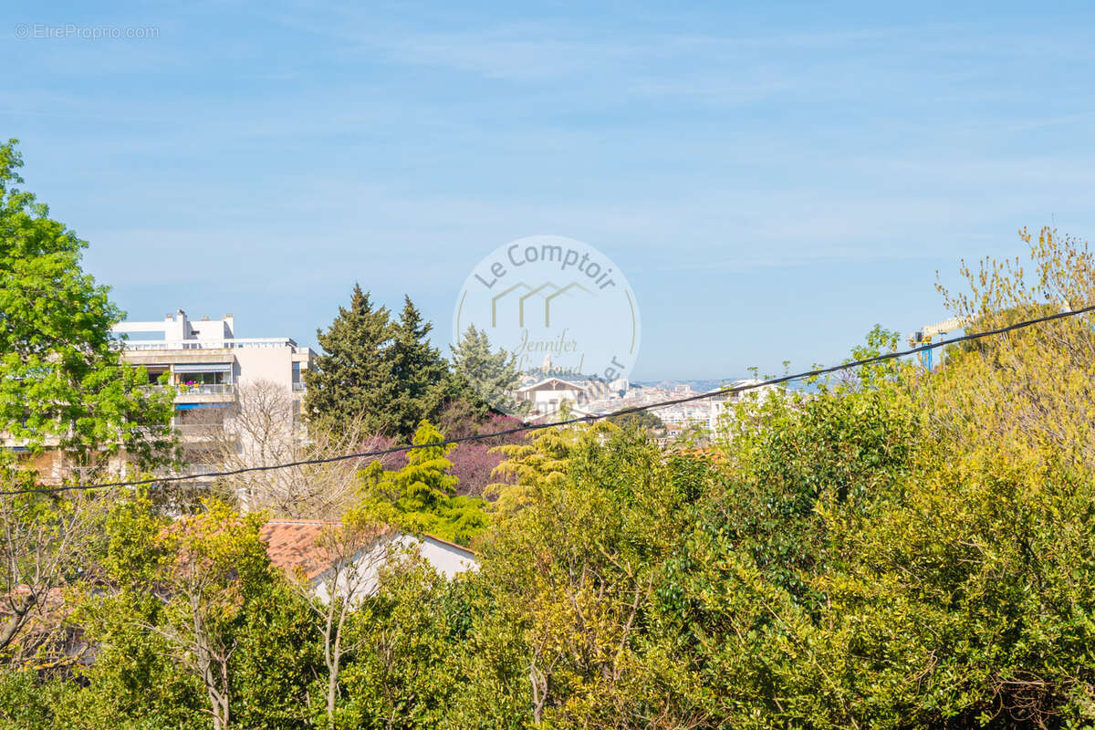 Appartement à MARSEILLE-9E