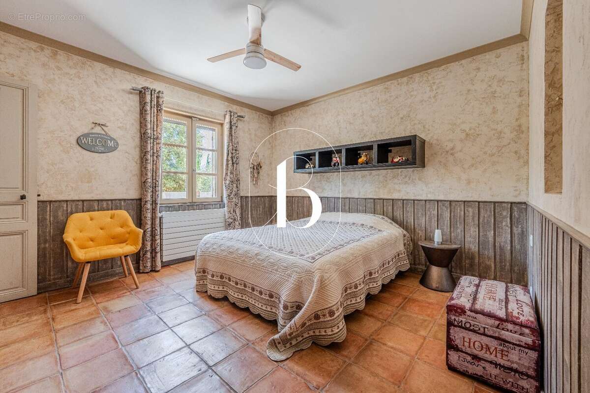 Maison à UZES