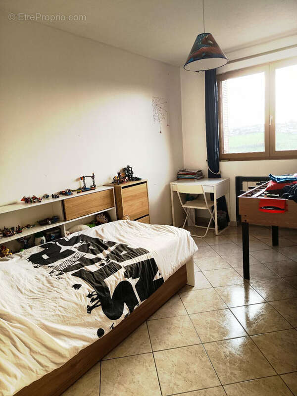 Maison à SAINT-GENEST-LERPT