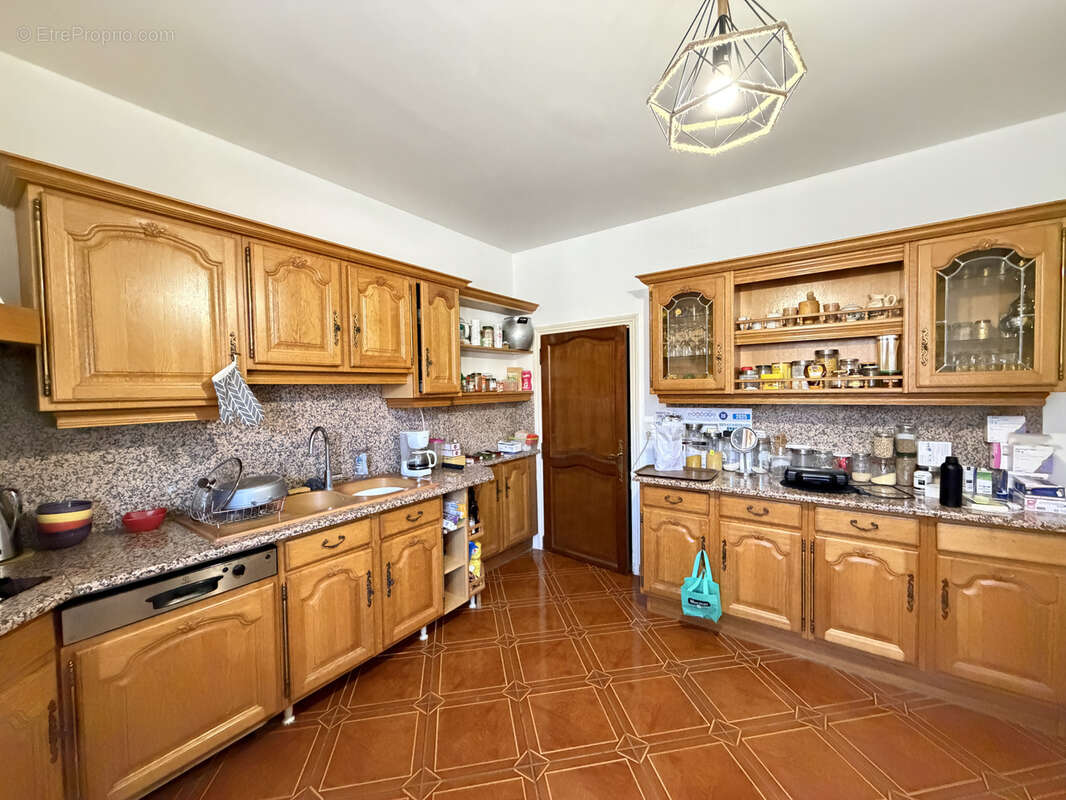 Maison à COLAYRAC-SAINT-CIRQ