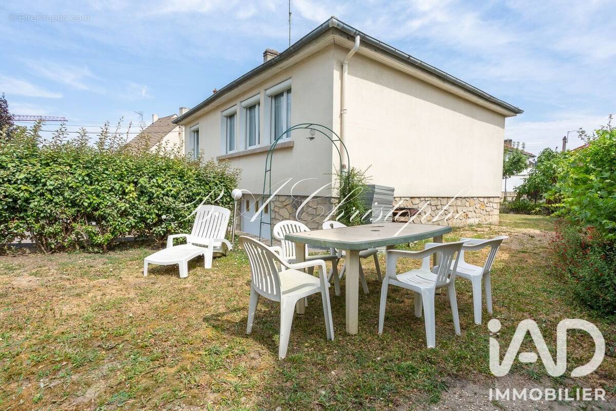 Photo 1 - Maison à ERMONT