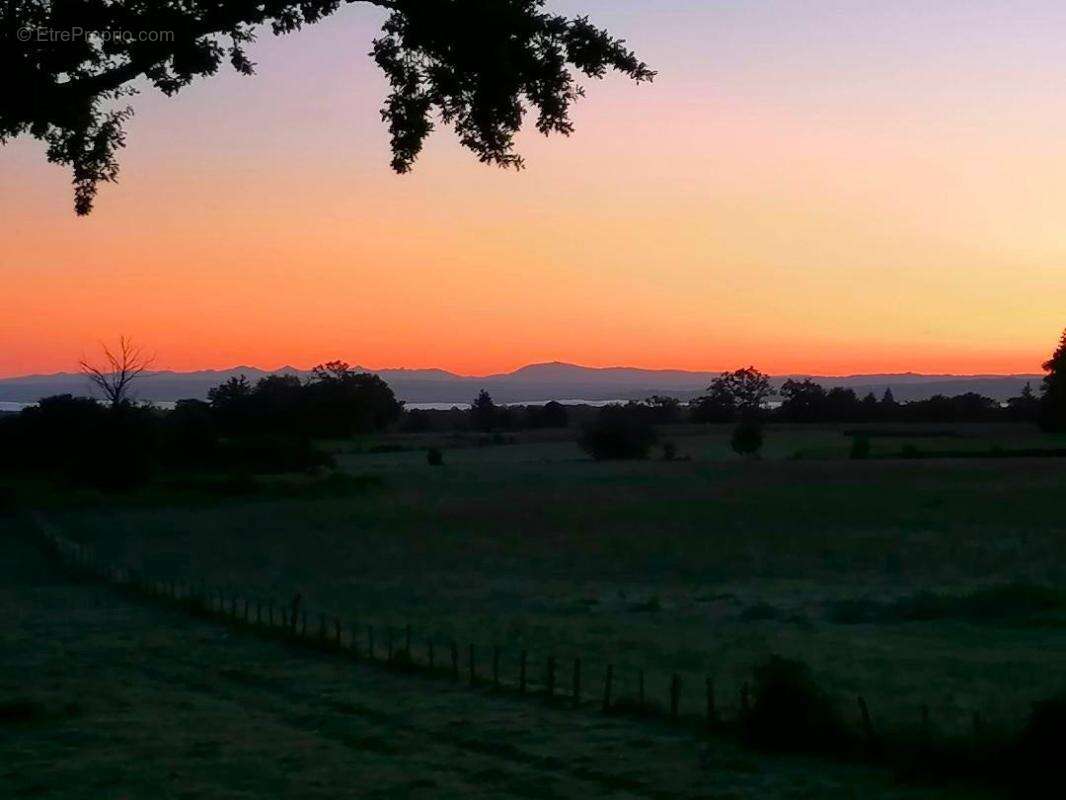 Maison à VAUREILLES