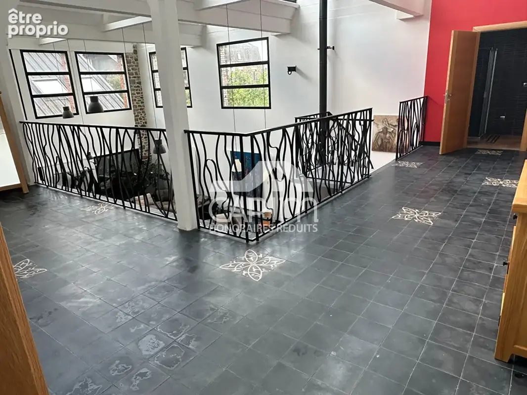 Loft - Fougères - 9 pièces - 550 m2 habitables - Piscine- Salle de Cinéma - photo 9