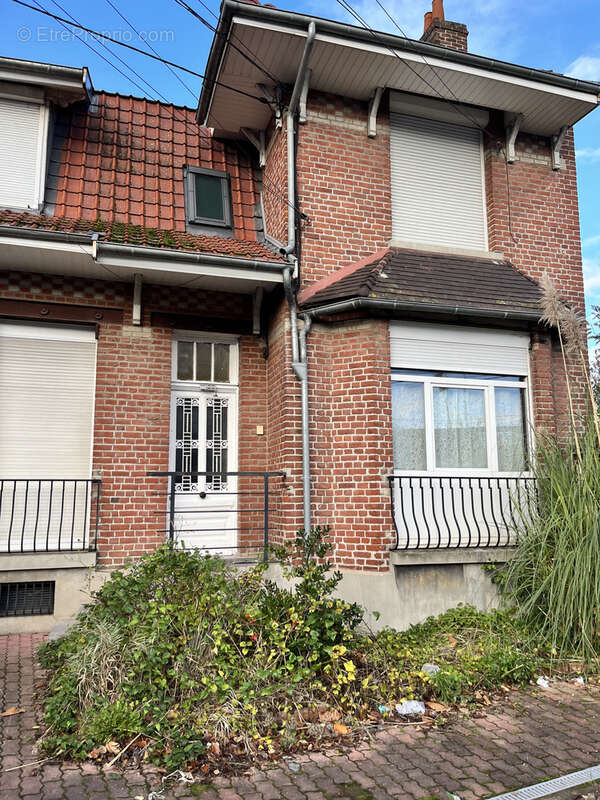 Appartement à WATTIGNIES