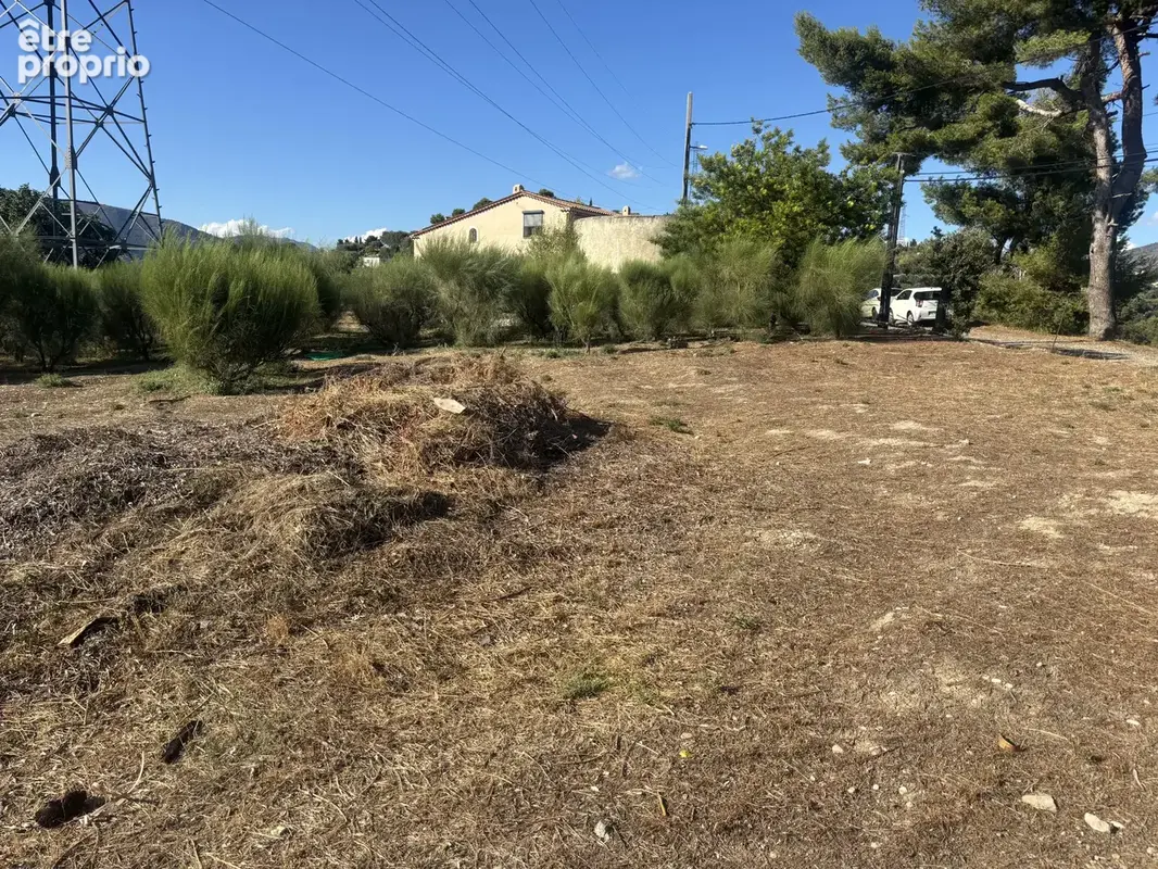 Terrain plat 1 404 m2   division autorisée   potentiel constructible   vue mer possible - photo 15