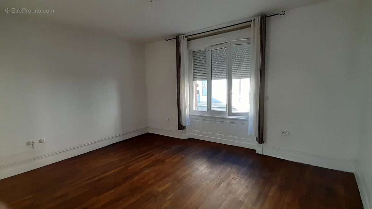 Appartement à MONTMERLE-SUR-SAONE