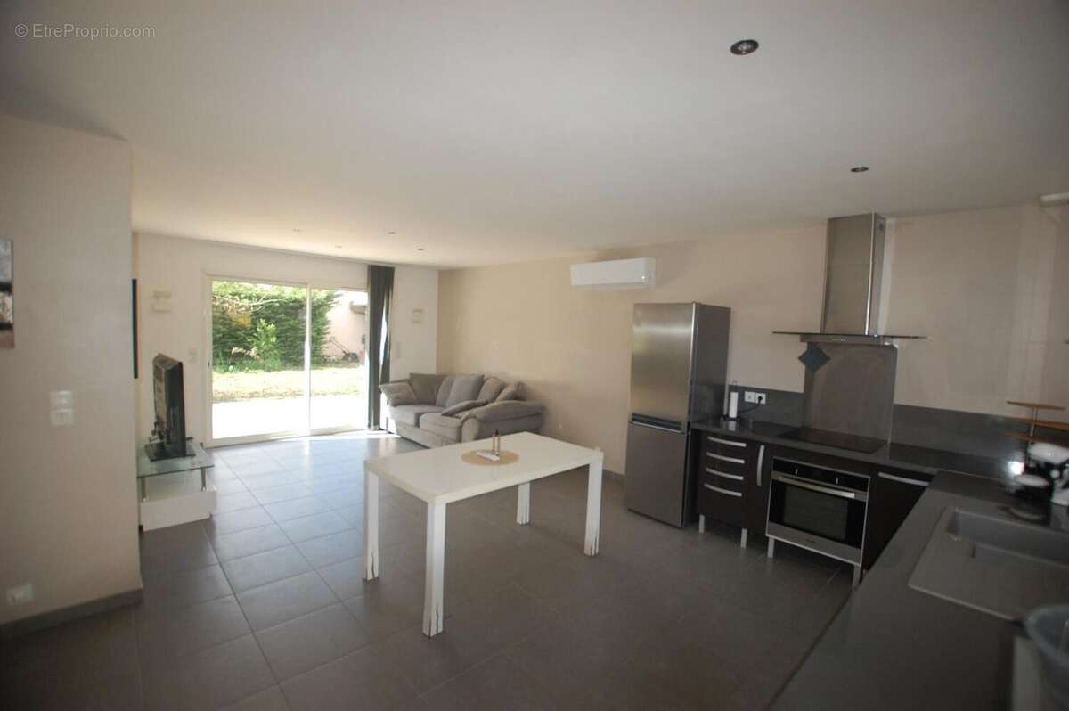 Photo 5 - Maison à BOURG