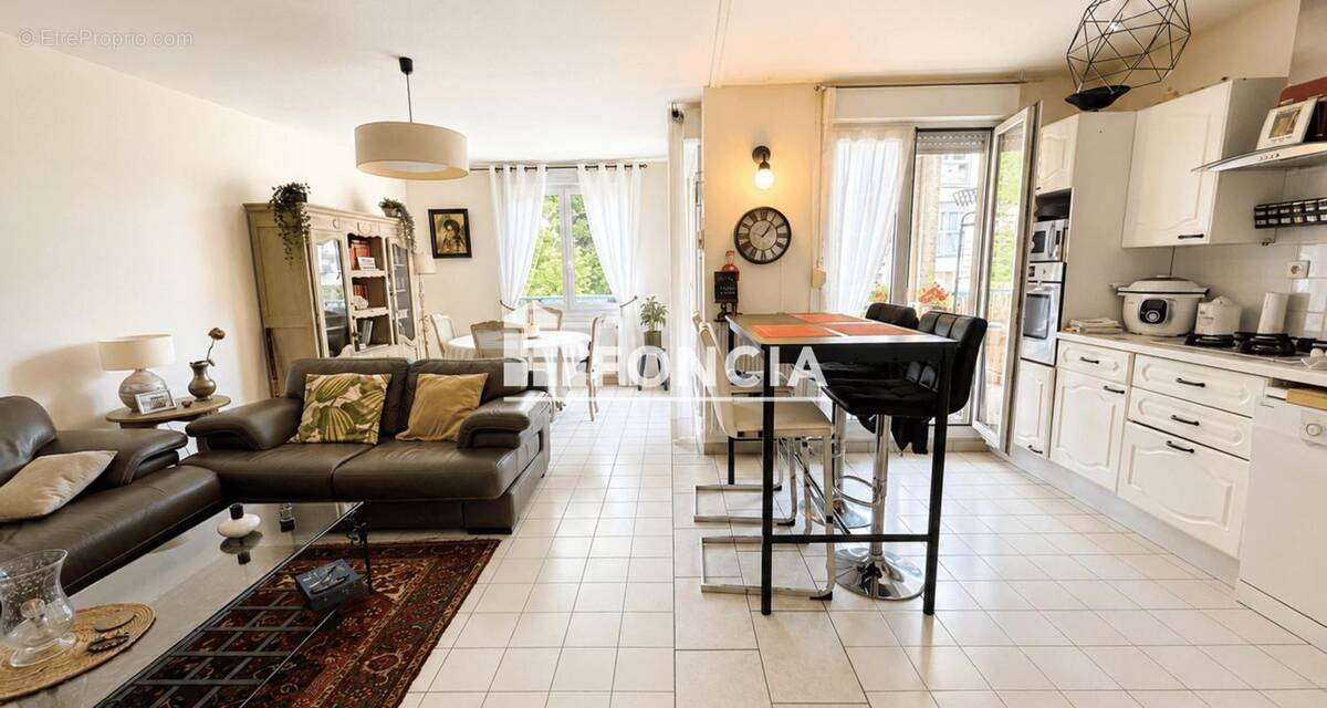 Appartement à VENISSIEUX