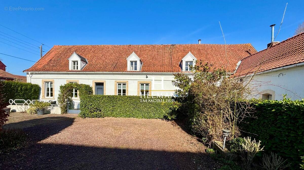 Maison à ALQUINES