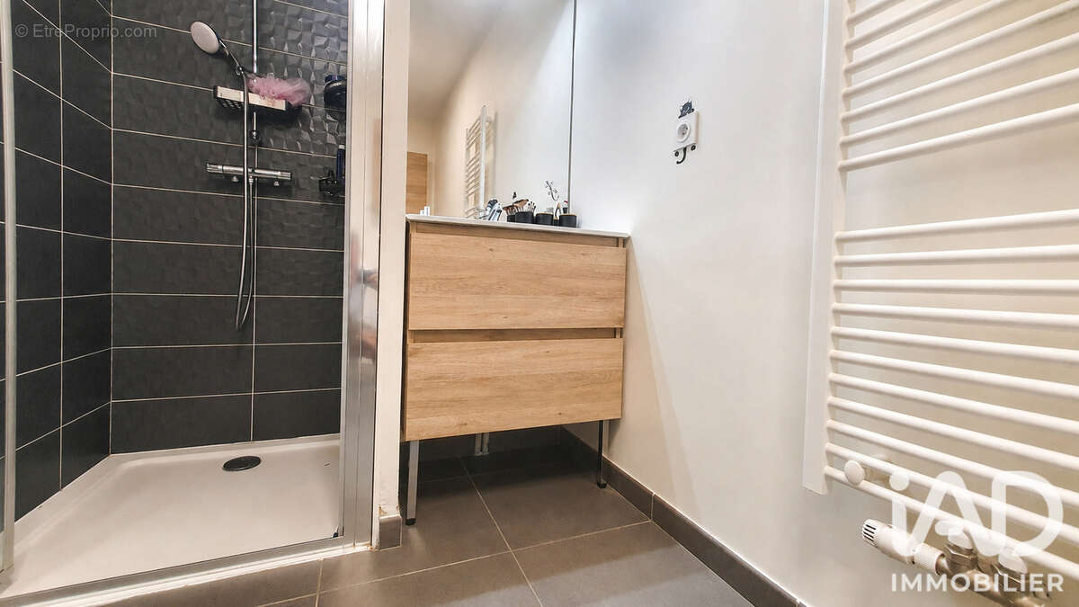 Appartement 43 m² à Cebazat  - photo 6