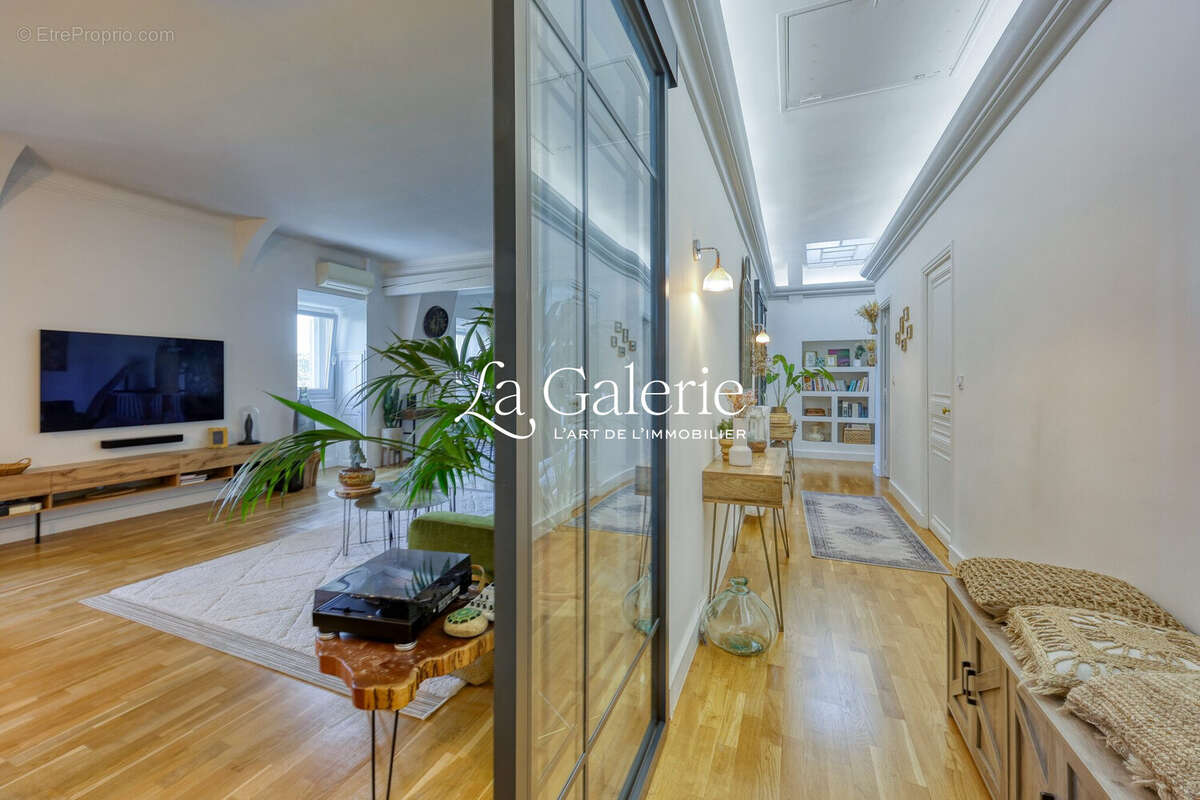 Appartement à HYERES