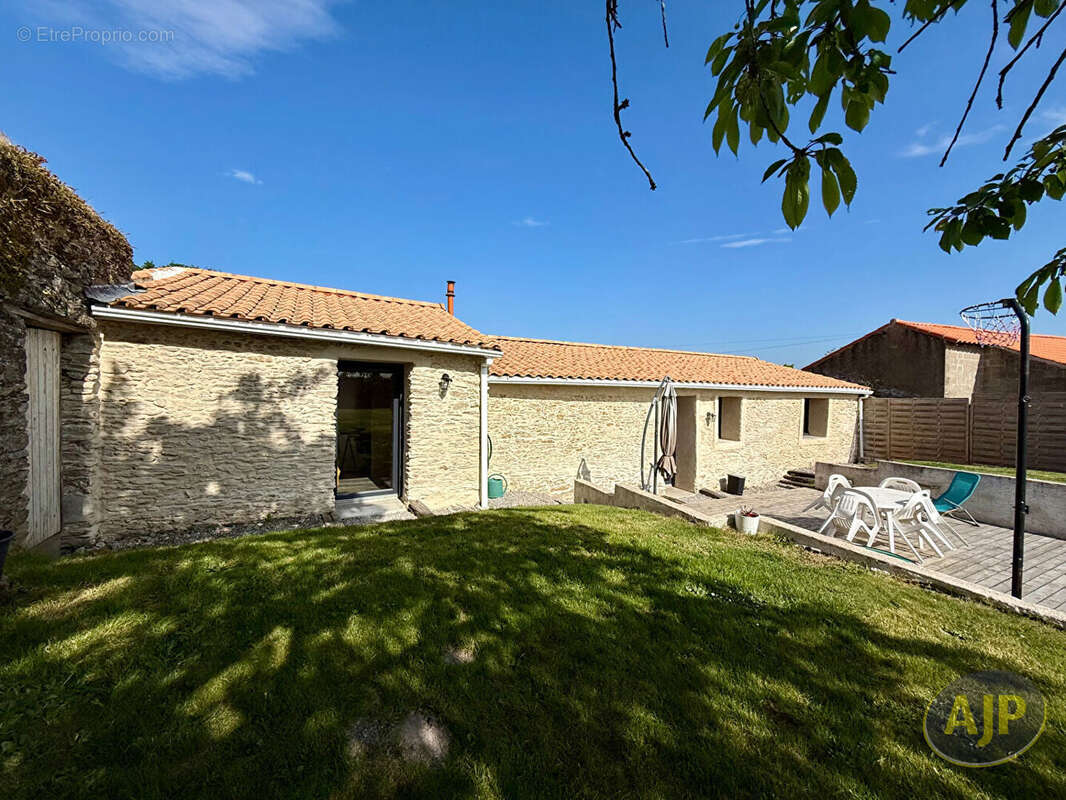 Machecoul Saint Meme - Maison 3 chambres - 84 m2 - photo 10