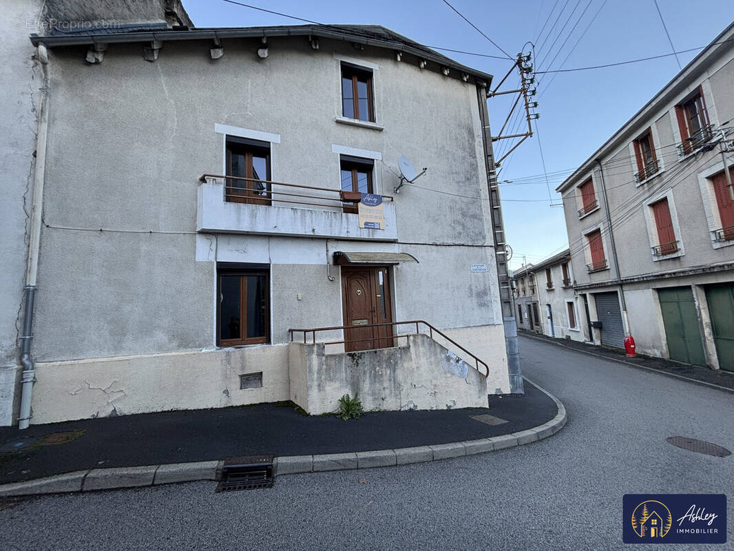 Maison 3 pièces BORT-LES-ORGUES - Maison à BORT-LES-ORGUES