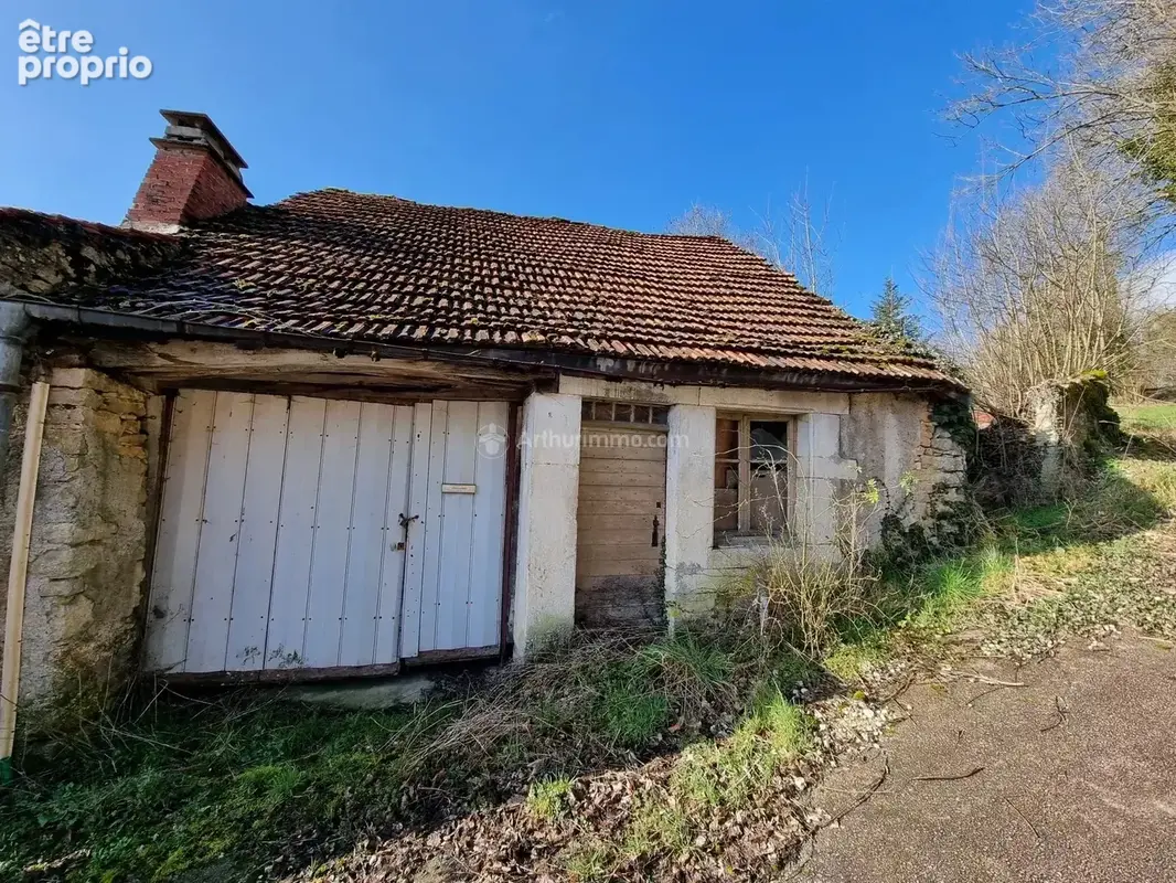 Photo Maison à Soulaucourt-Sur-Mouzon au prix de 11 000€