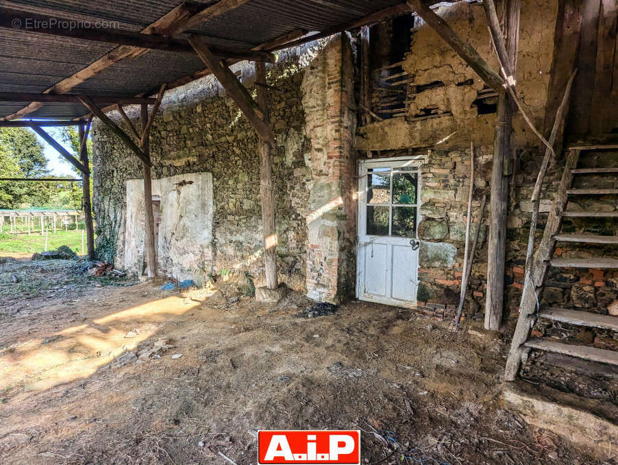 Maison à SAINT-AMAND-SUR-SEVRE