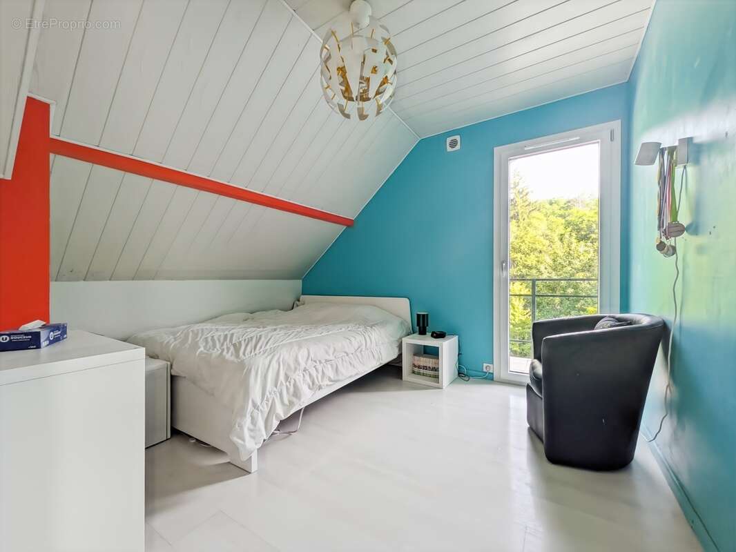 À vendre Maison 6 pièces LOISIN (74) Maison familiale avec piscine et dépendance – Secteur recherché aux portes de Genève - photo 12